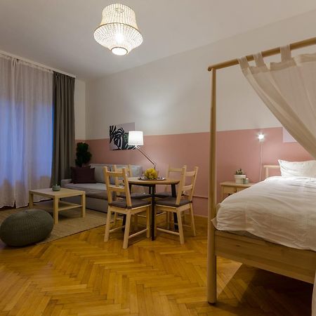 Okra Apartment บูดาเปสต์ ภายนอก รูปภาพ