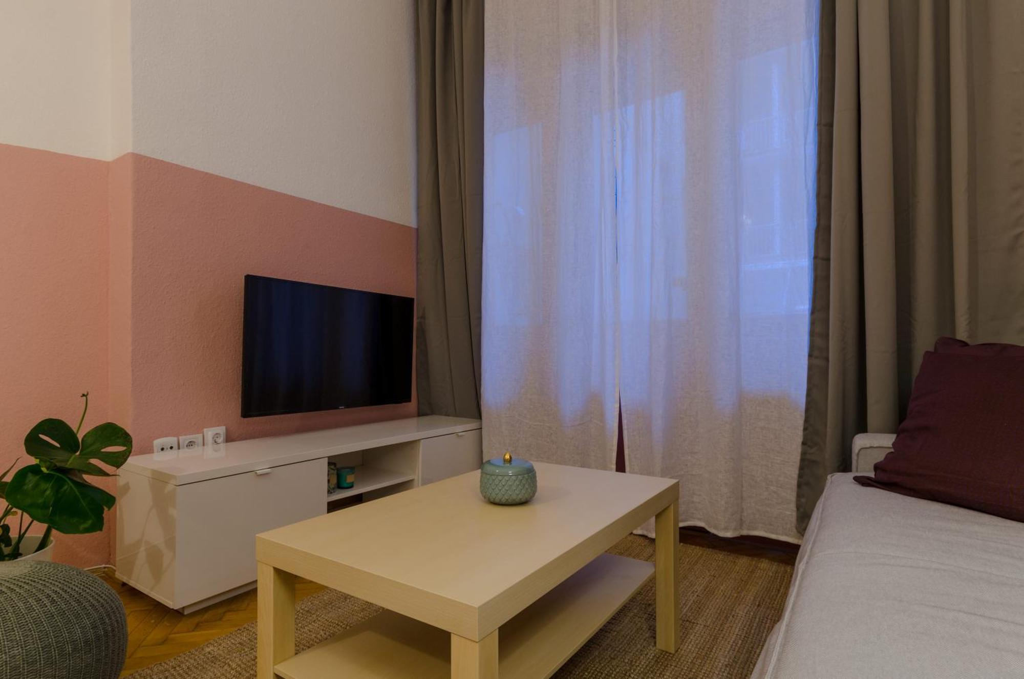 Okra Apartment บูดาเปสต์ ภายนอก รูปภาพ