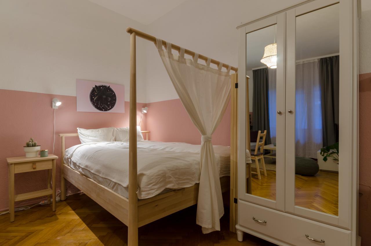 Okra Apartment บูดาเปสต์ ภายนอก รูปภาพ