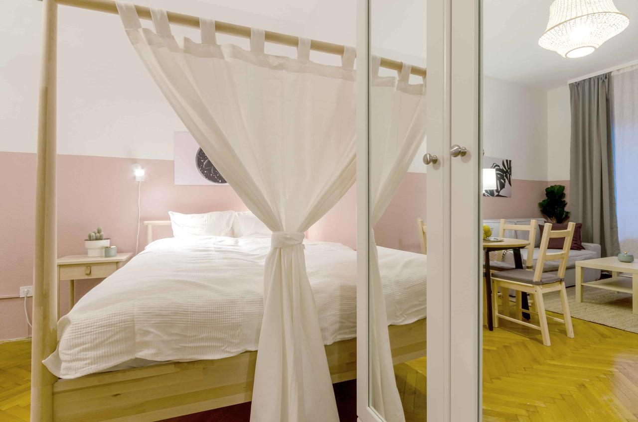 Okra Apartment บูดาเปสต์ ภายนอก รูปภาพ